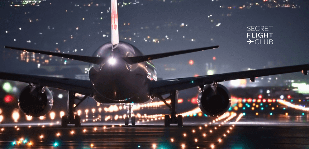 Best Time to Book Flights Save Big on December Trips